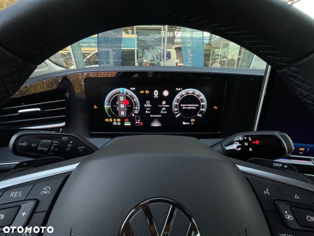 Volkswagen Passat Variant - 17