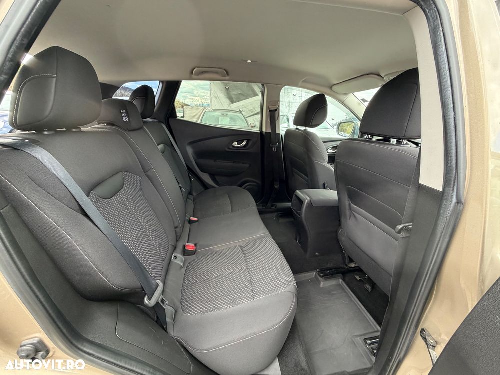 Renault Kadjar Energy dCi 130 CROSSBORDER - 33