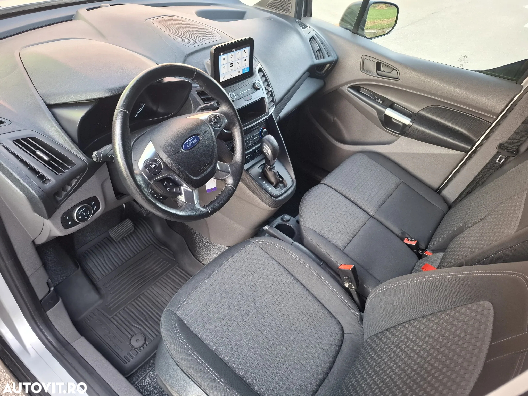 Ford TRANSIT CONECT - 8