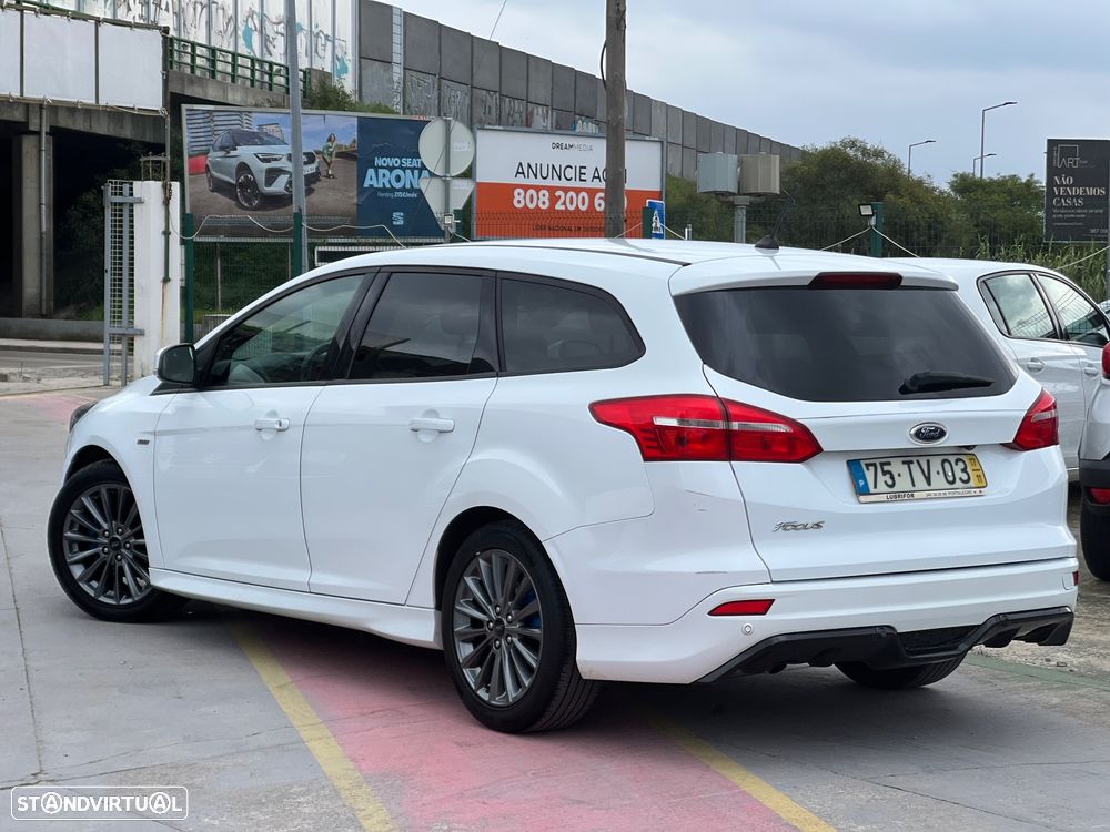 Ford Focus SW 1.5 TDCi ST-Line - 2