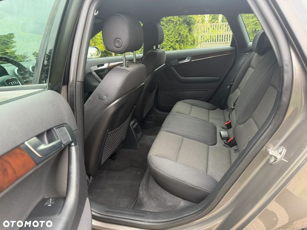 Audi A3 Sportback 2.0 TDI DPF Attraction - 6