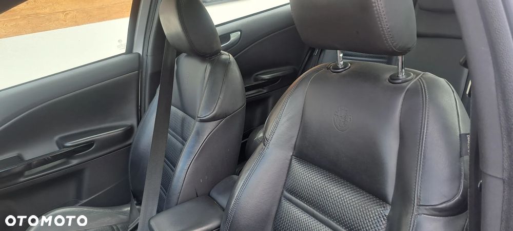 Alfa Romeo Giulietta 2.0 JTDM Veloce TCT - 13
