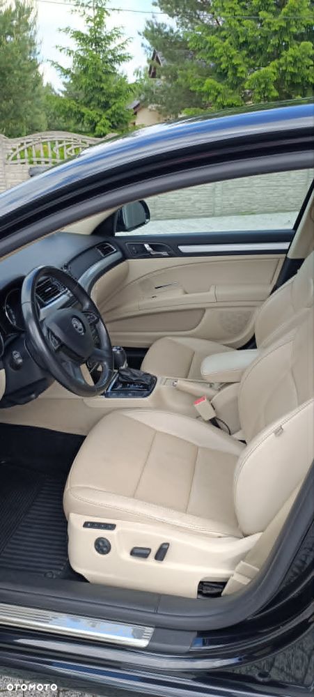 Skoda Superb 2.0 TDI Platinum DSG - 13