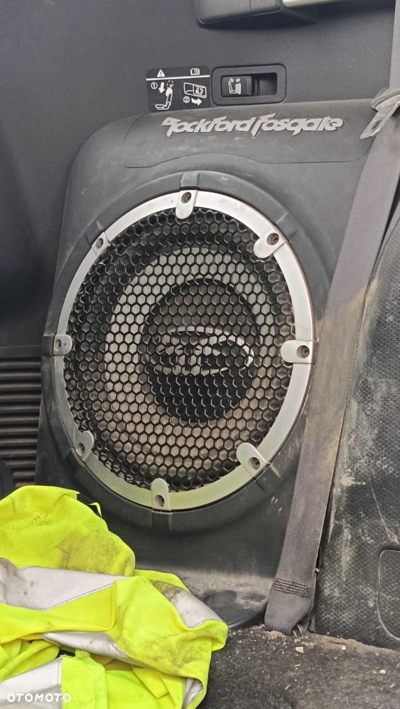 SUBWOOFER GŁOŚNIK ROCKFORD MITSUBISHI OUTLANDER II - 1