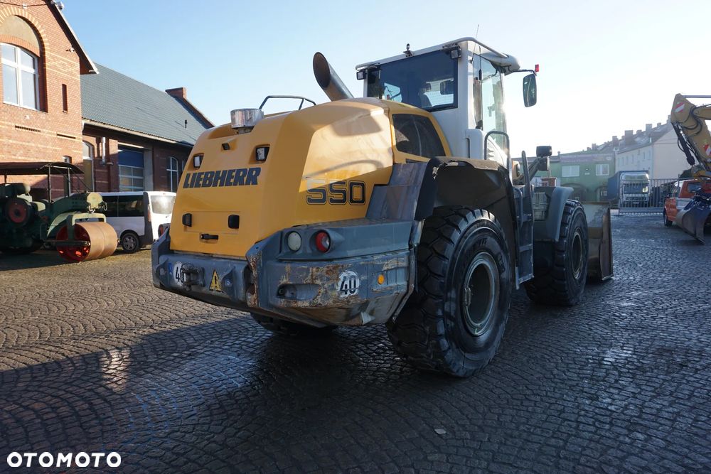 Liebherr L 550 - 3