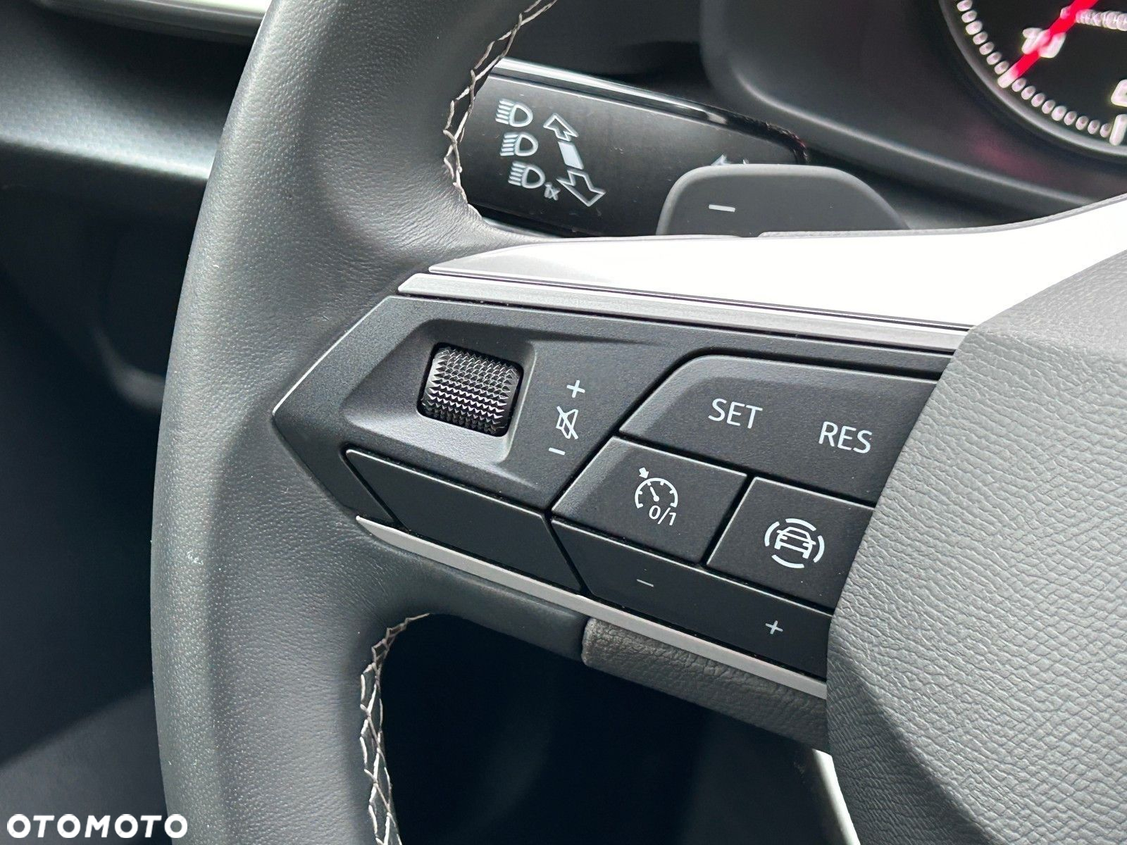 Seat Leon 1.0 eTSI Style DSG - 19