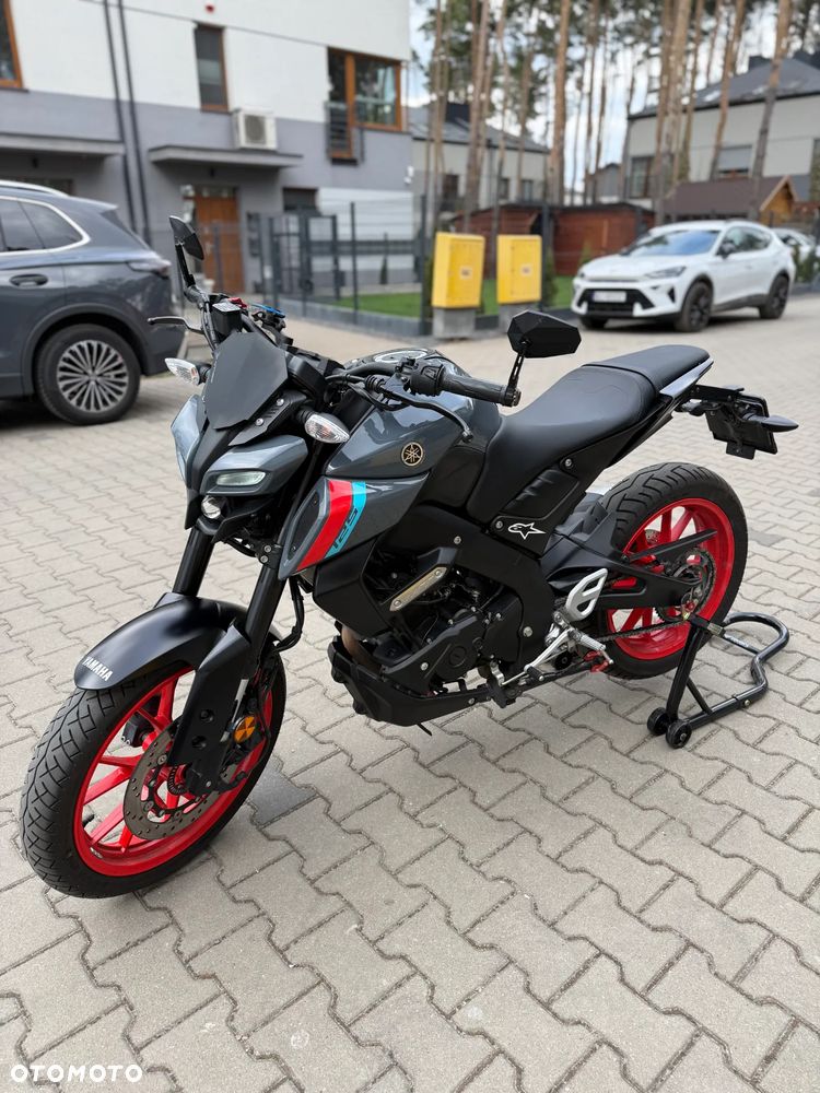 Yamaha MT - 2