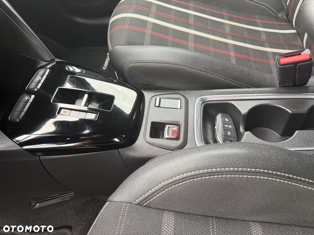 Opel Corsa - 25