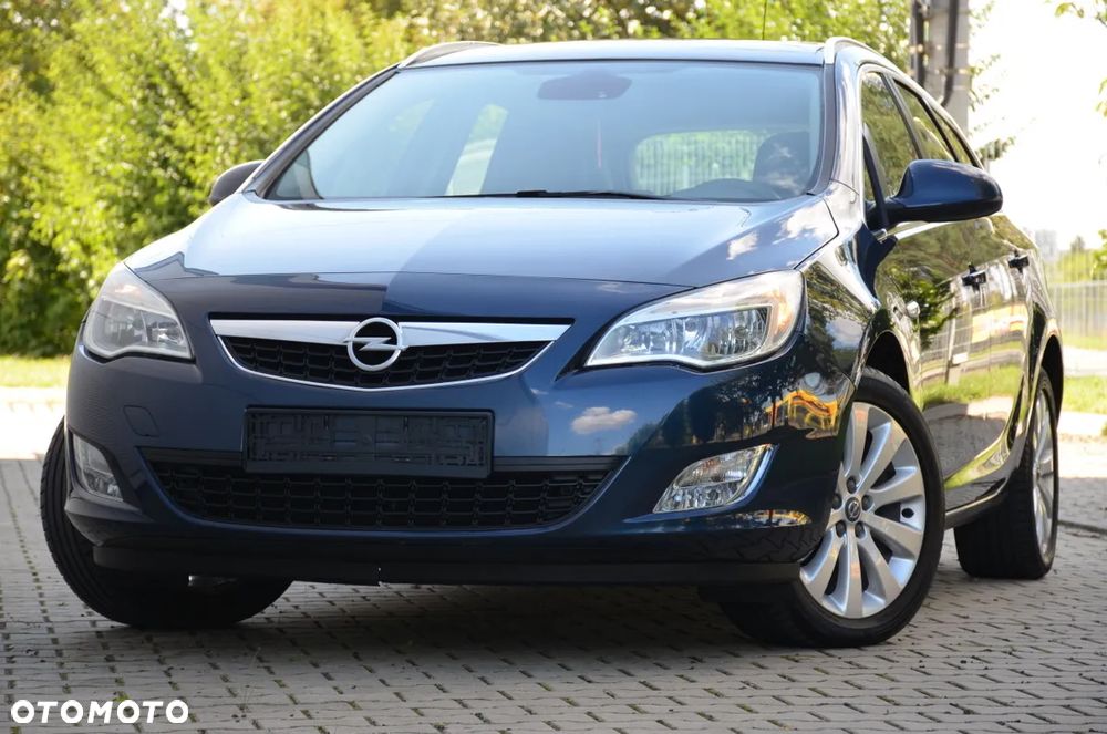 Opel Astra 1.4 T Cosmo - 1