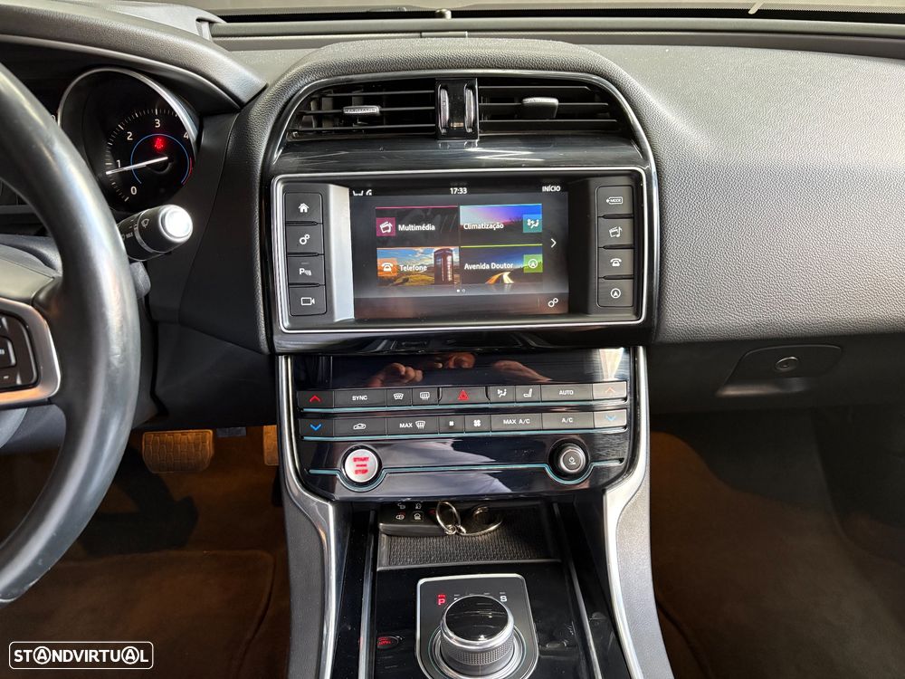 Jaguar XE 20d Aut. R-Sport - 12