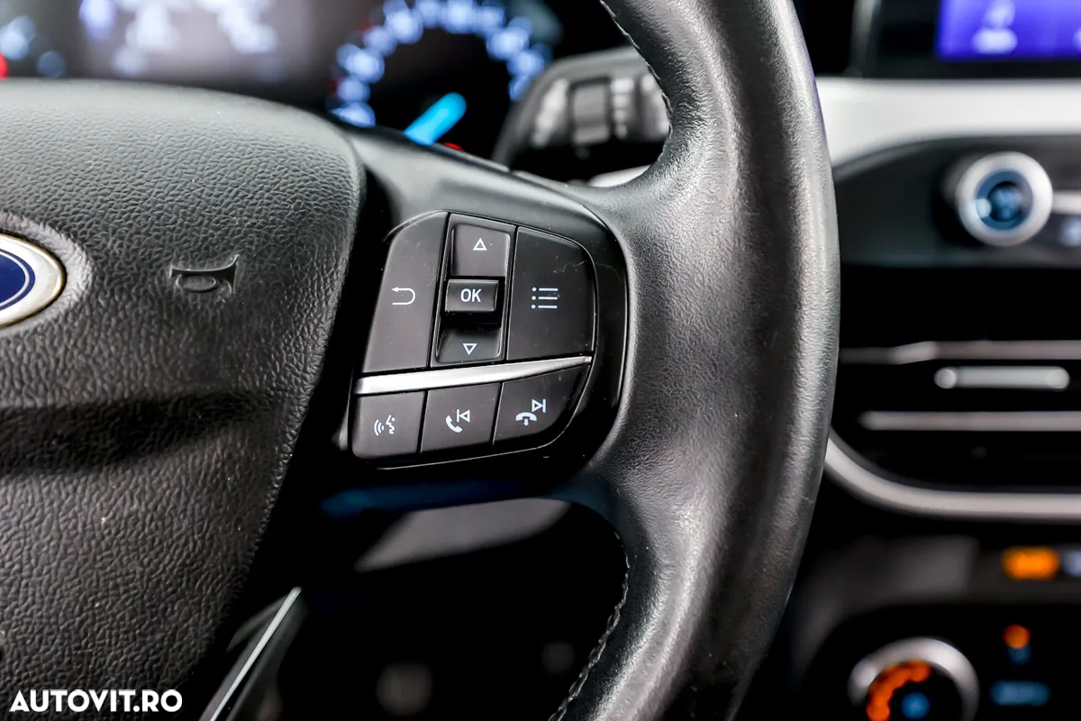 Ford Focus 1.5 EcoBlue Start-Stopp-System COOL&CONNECT - 21