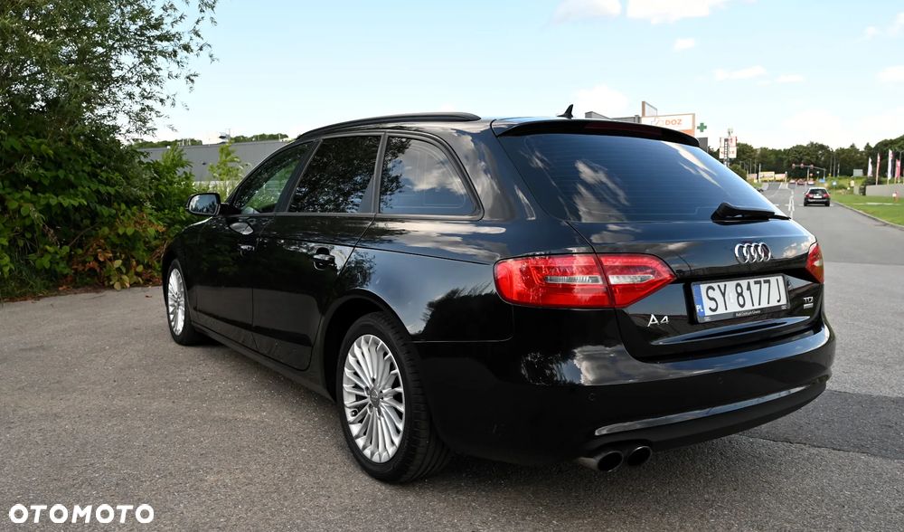Audi A4 Avant 2.0 TDI ultra - 16