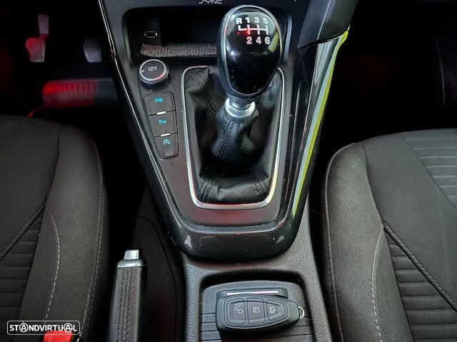 Ford Focus SW 1.0 SCTi Titanium Best - 14