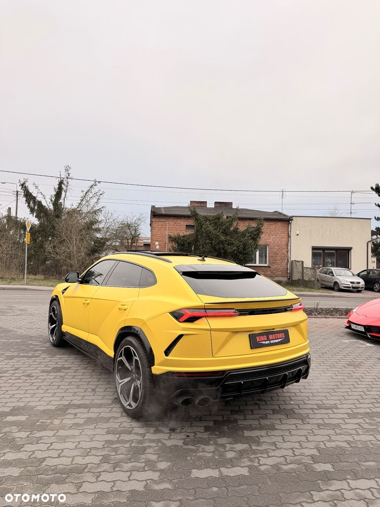 Lamborghini Urus - 5
