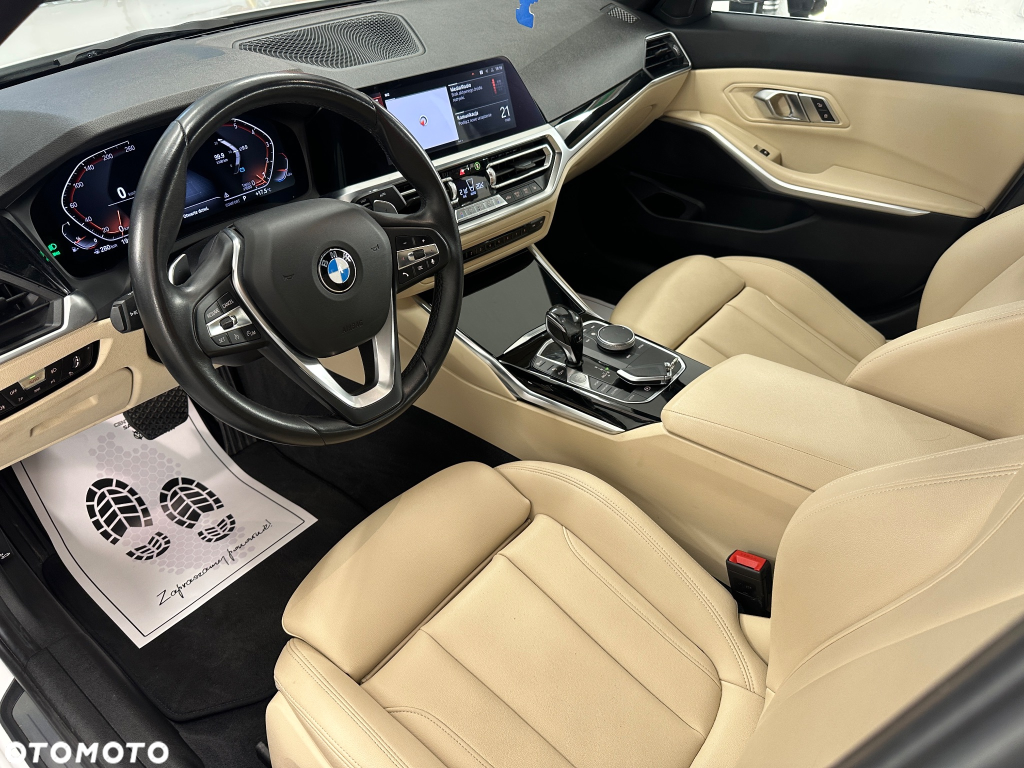 BMW Seria 3 330i Sport Line - 7