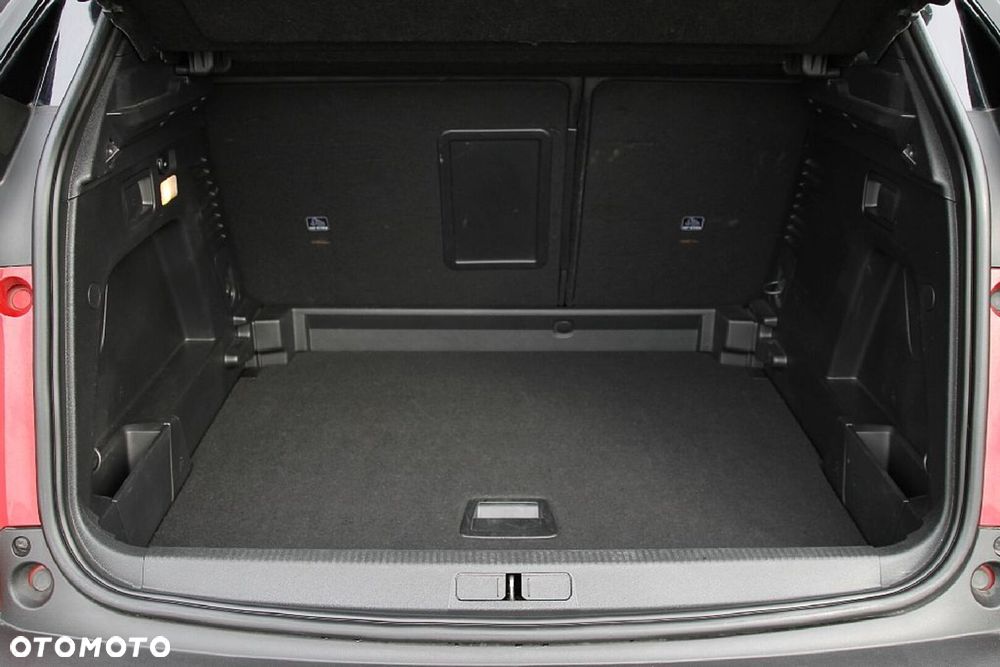 Peugeot 3008 1.2 PureTech Road Trip S&S - 17