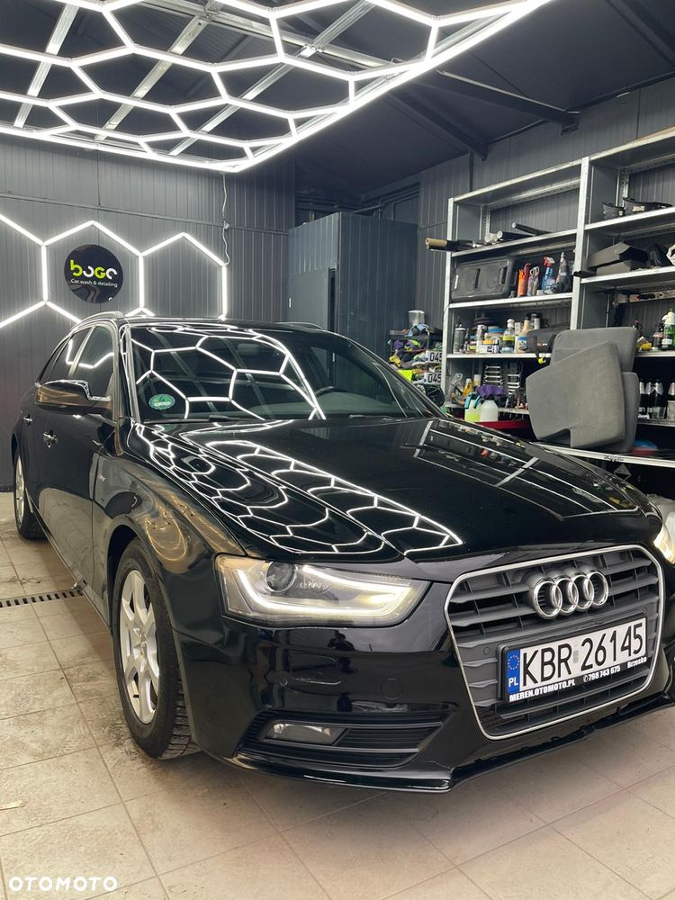 Audi A4 Avant 2.0 TDI DPF multitronic S line Sportpaket - 2