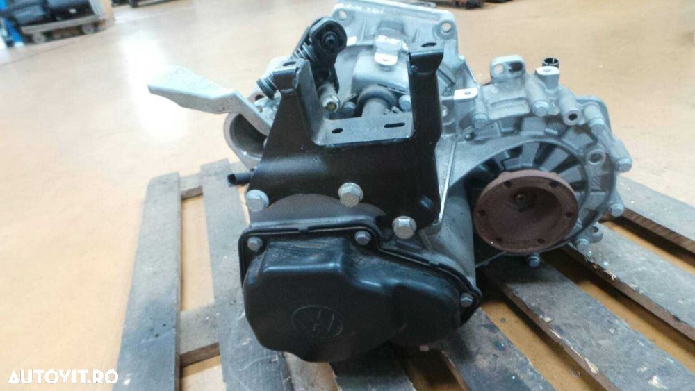 Cutie de viteze VW Passat/ VW Golf/ Audi/ Seat/ Skoda - 5 / 6 Trepte - 1