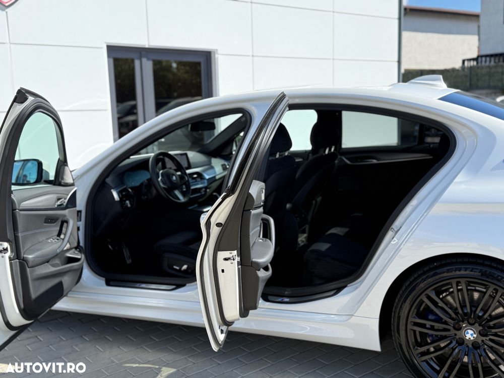 BMW Seria 5 530e Aut. M Sport Edition - 4