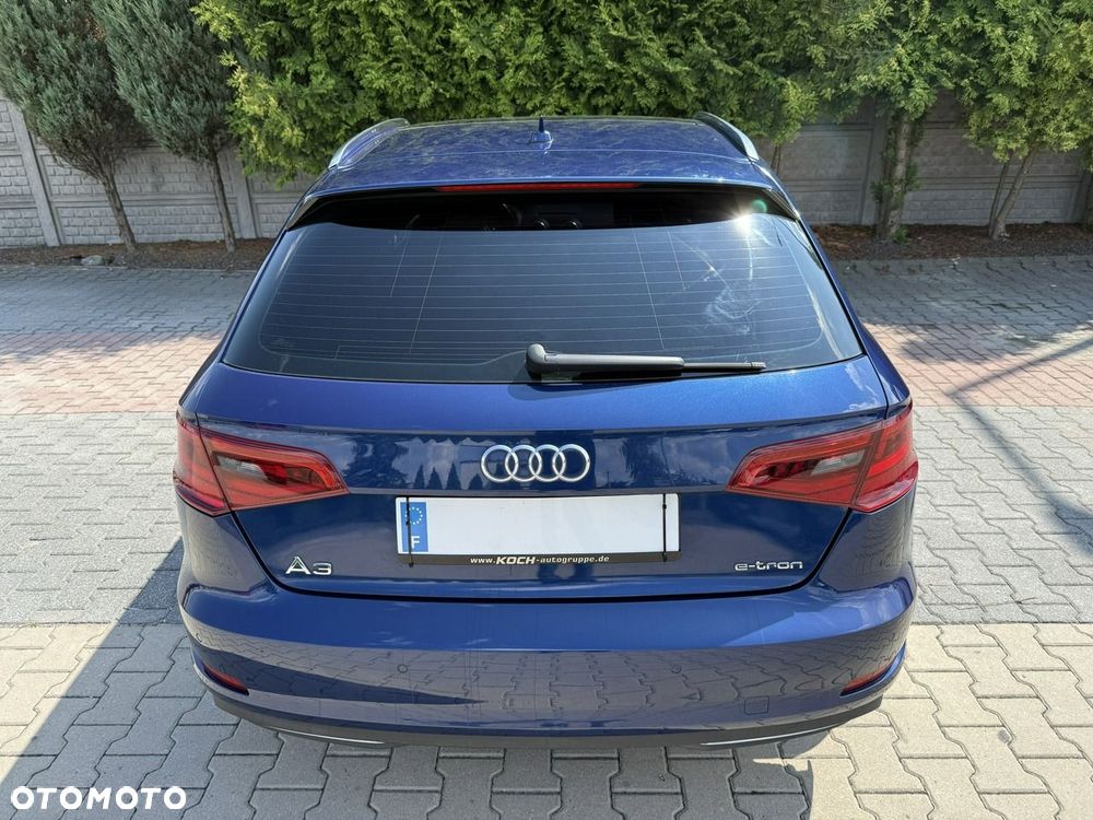Audi A3 Sportback - 2