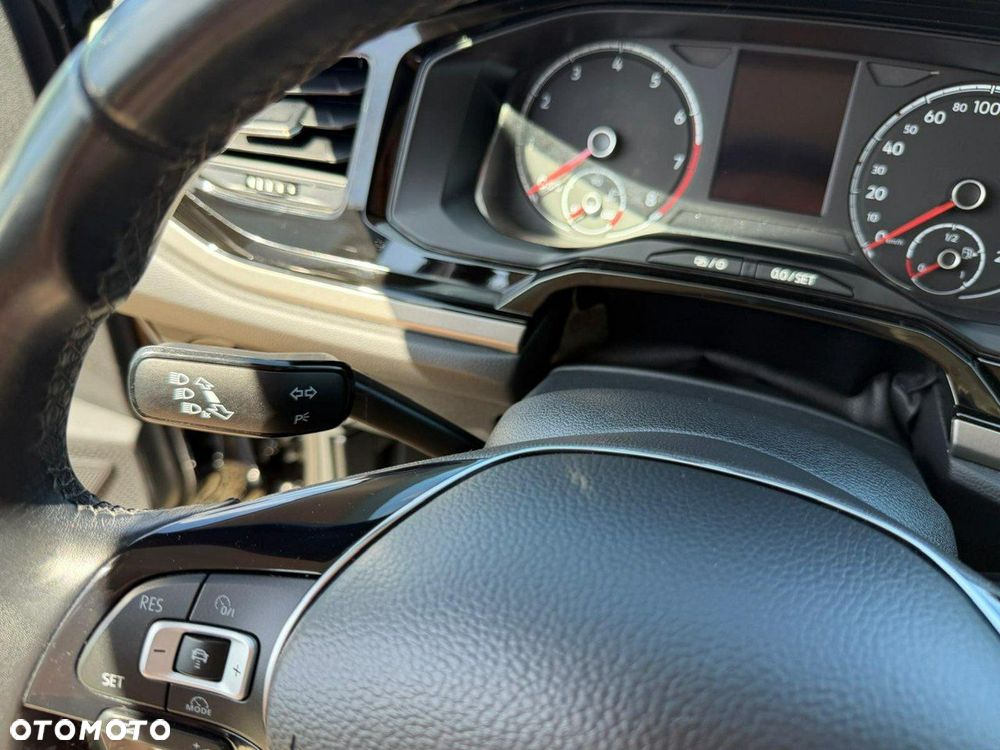 Volkswagen Polo 1.0 TSI Style DSG - 19