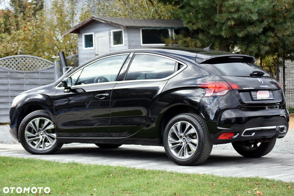 Citroën DS4 e-HDi 110 EGS6 SoChic - 14