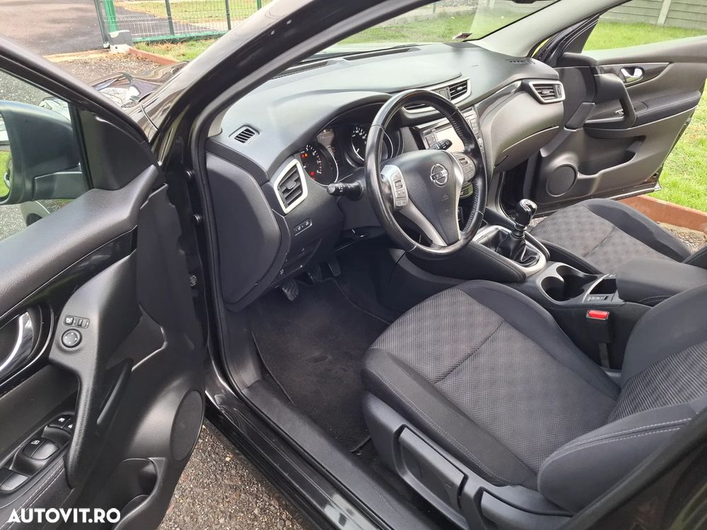 Nissan Qashqai 1.2 DIG-T ACENTA - 5
