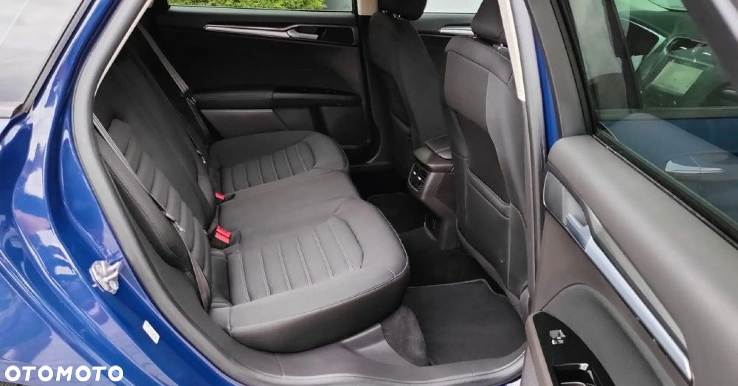 Ford Mondeo - 27