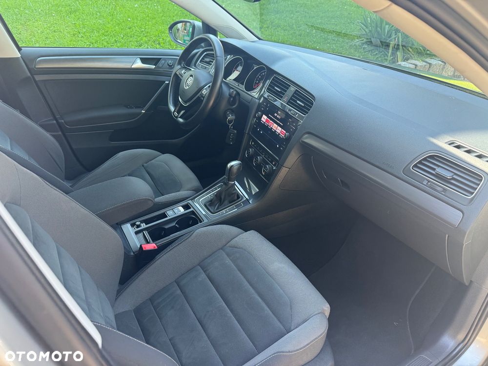 Volkswagen Golf 1.6 TDI (BlueMotion Technology) DSG Trendline - 39