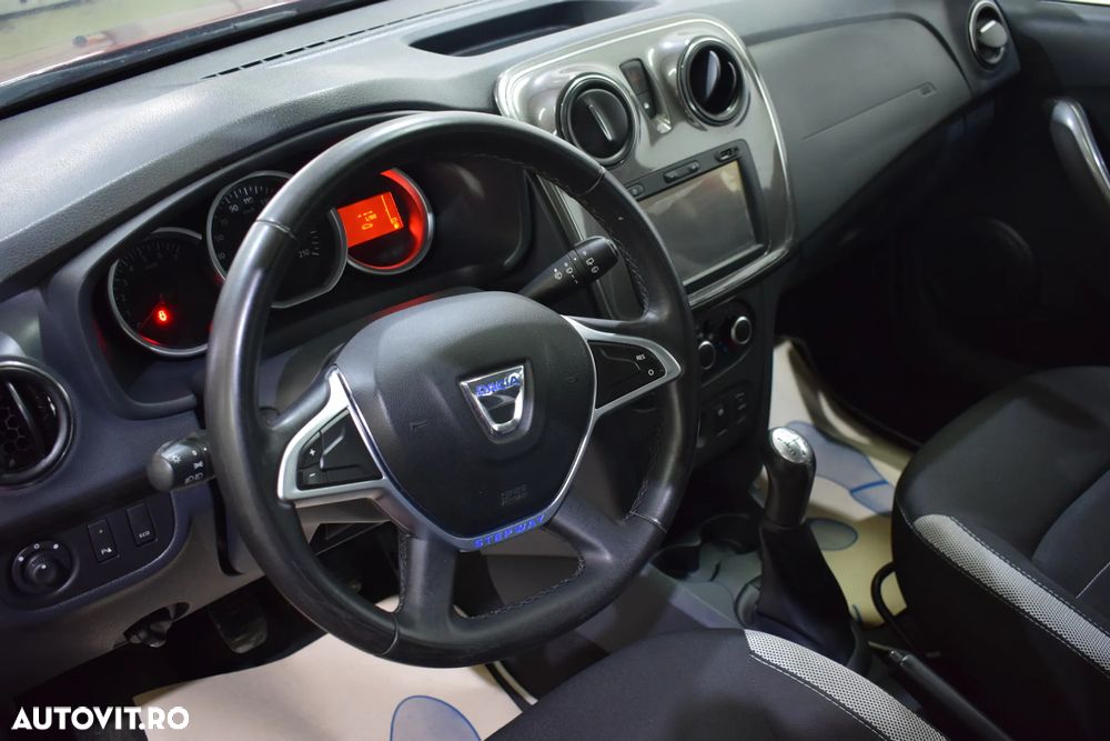 Dacia Sandero 1.5 90CP Stepway - 13