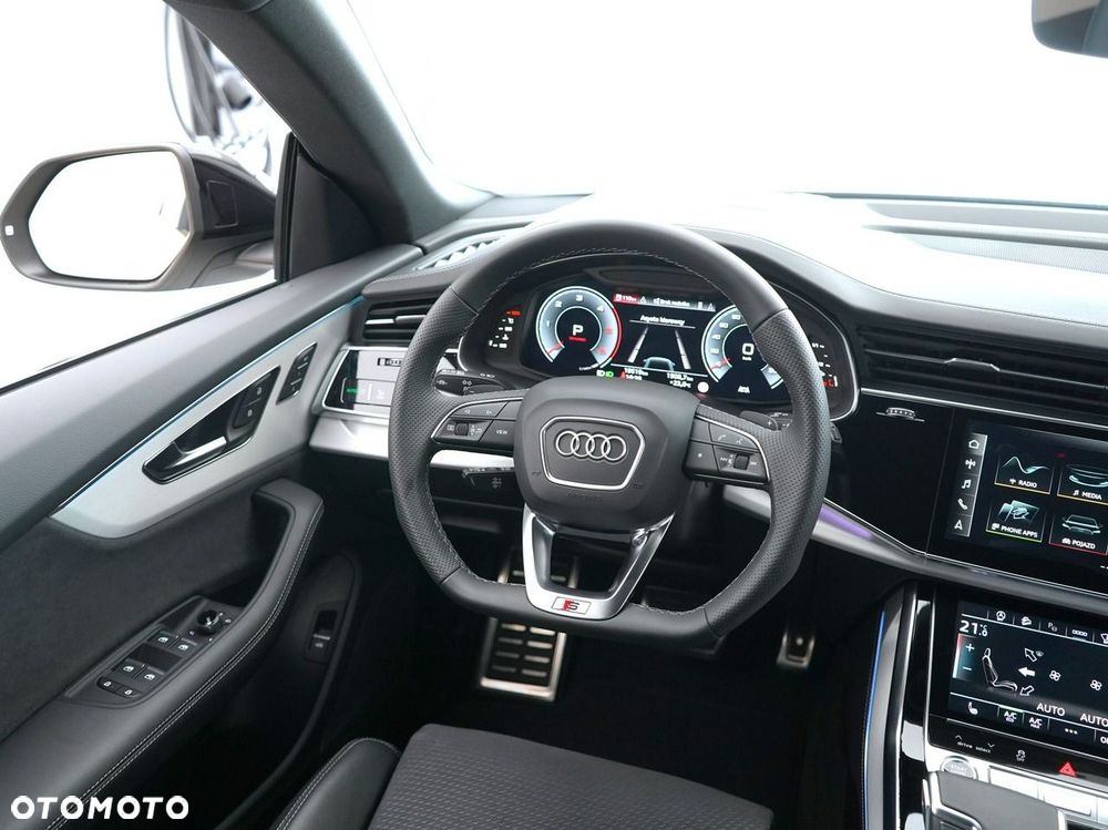 Audi Q8 - 25