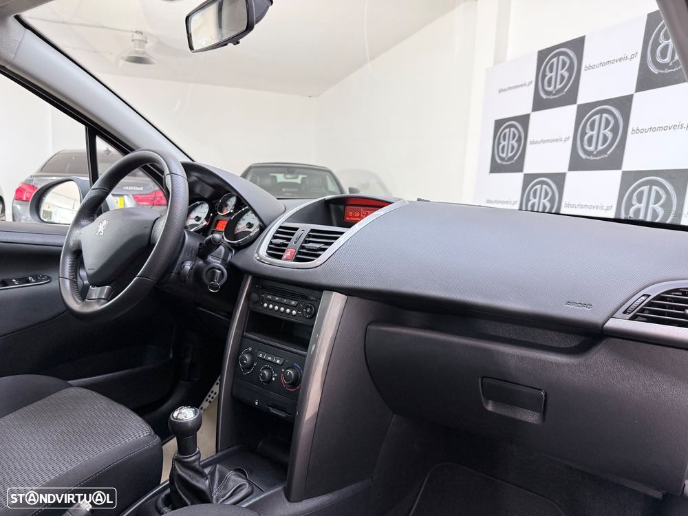 Peugeot 207 SW 1.4 Sport - 17