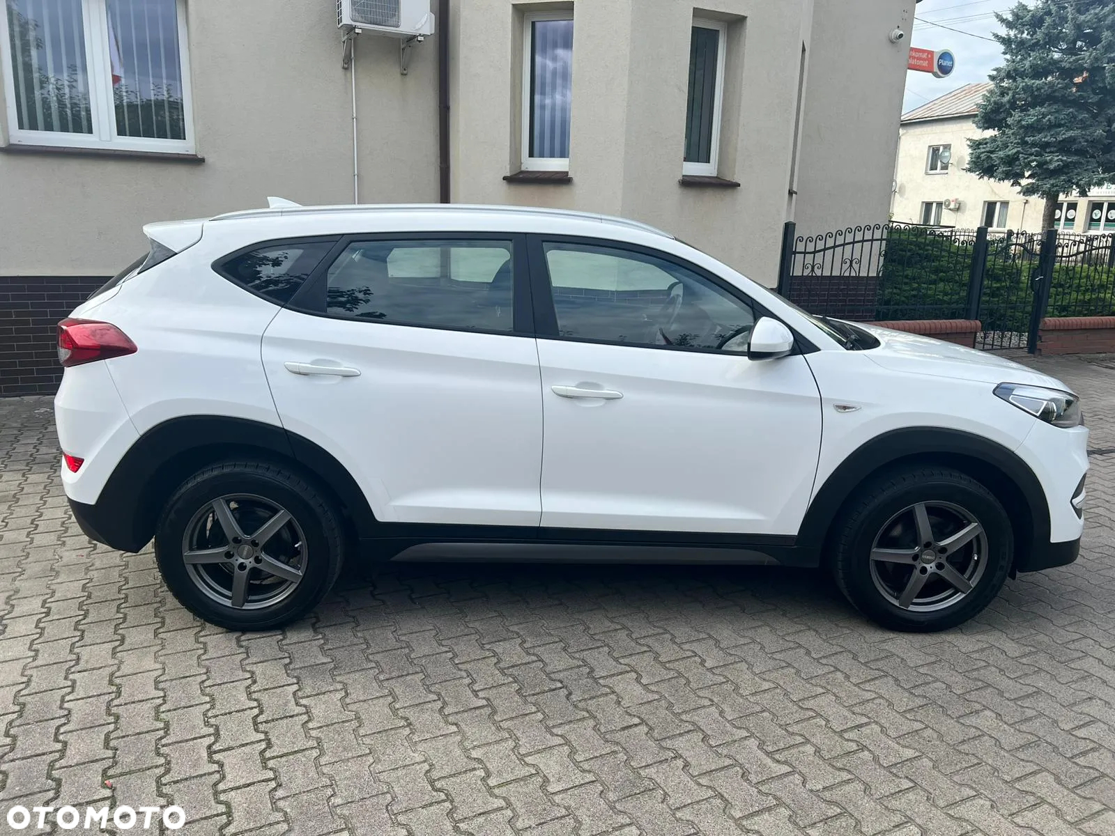 Hyundai Tucson 1.6 GDi 2WD Trend - 4