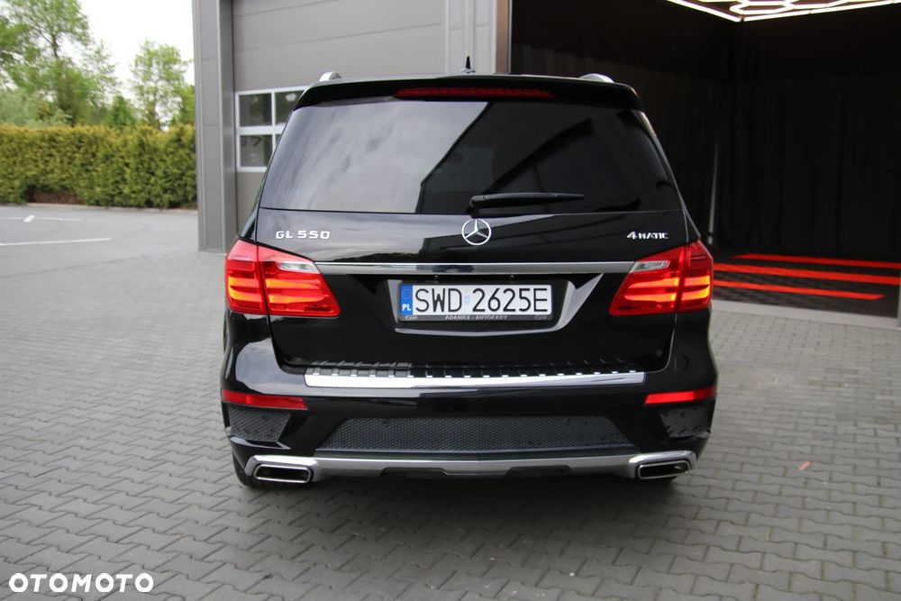 Mercedes-Benz GL - 11