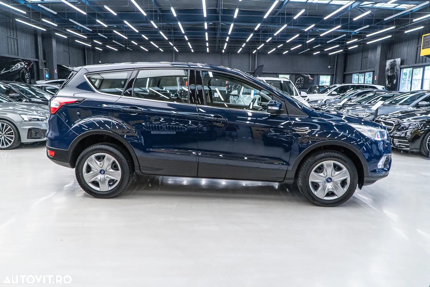 Ford Kuga 2.0 TDCi 4WD Powershift Titanium - 19