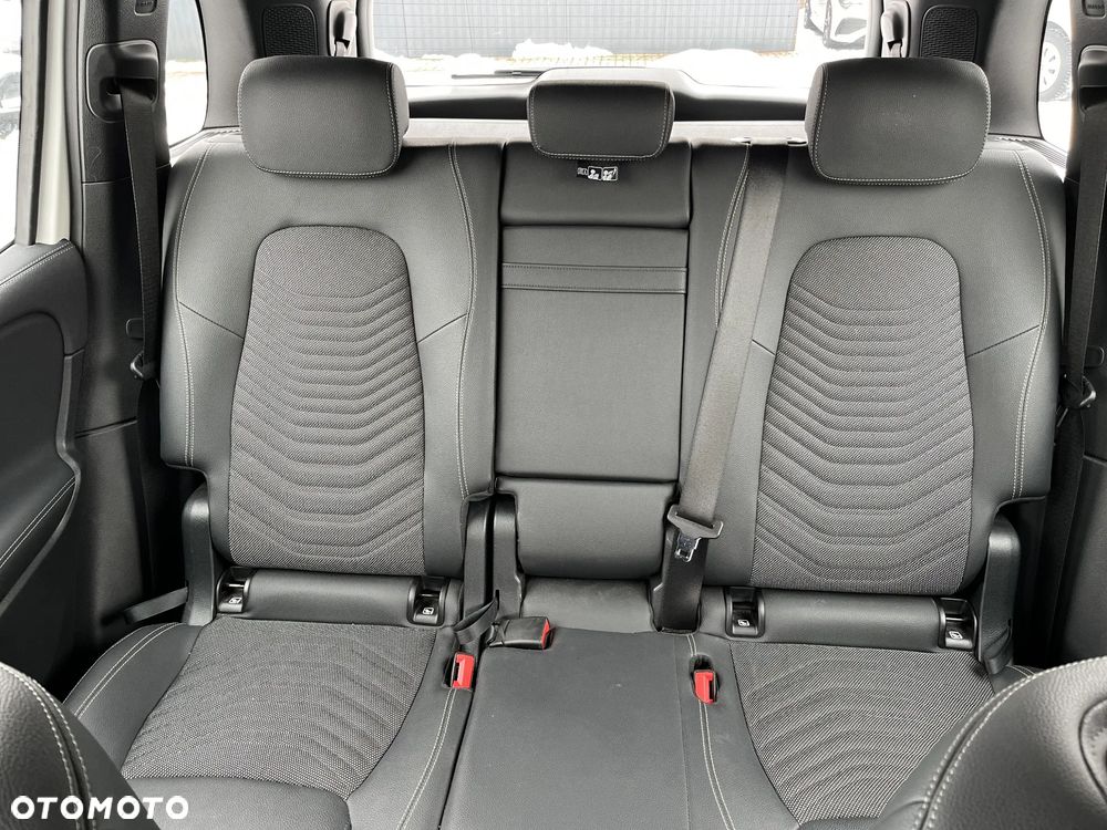 Mercedes-Benz EQB 250 70.5kWh Progressive 7os - 20