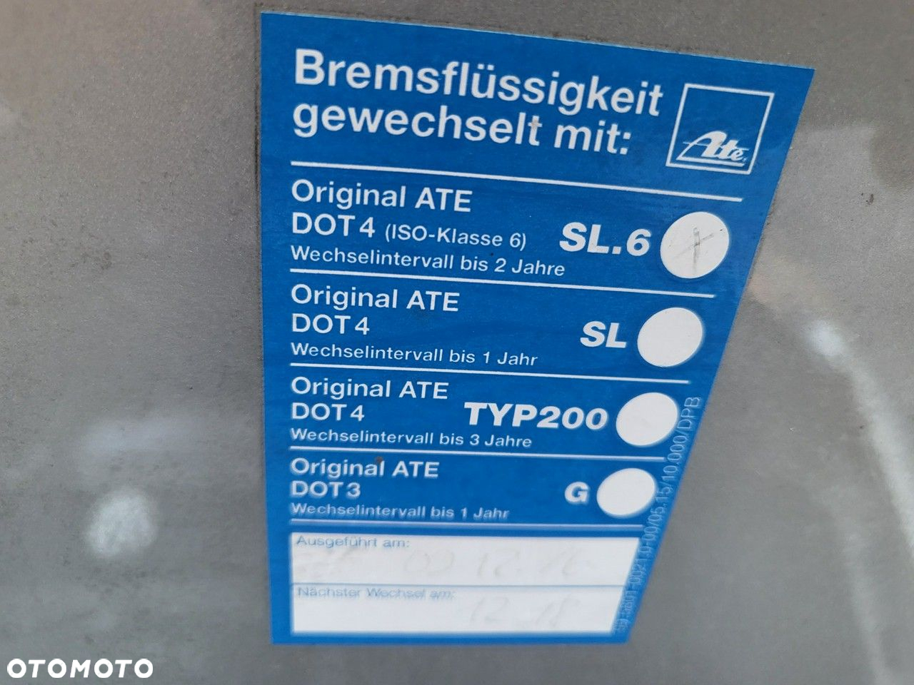 Volkswagen Golf - 32