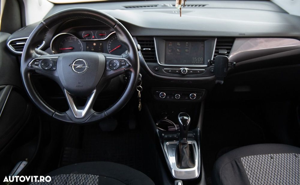 Opel Crossland - 7