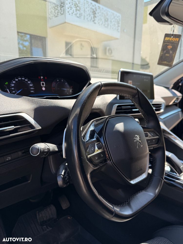 Peugeot 3008 BlueHDi 130 Stop & Start EAT8 Allure - 11