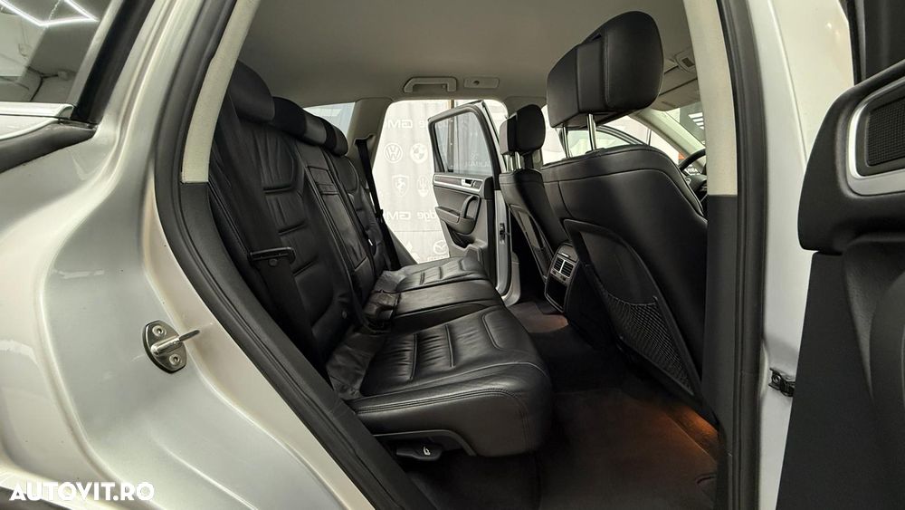 Volkswagen Touareg - 9