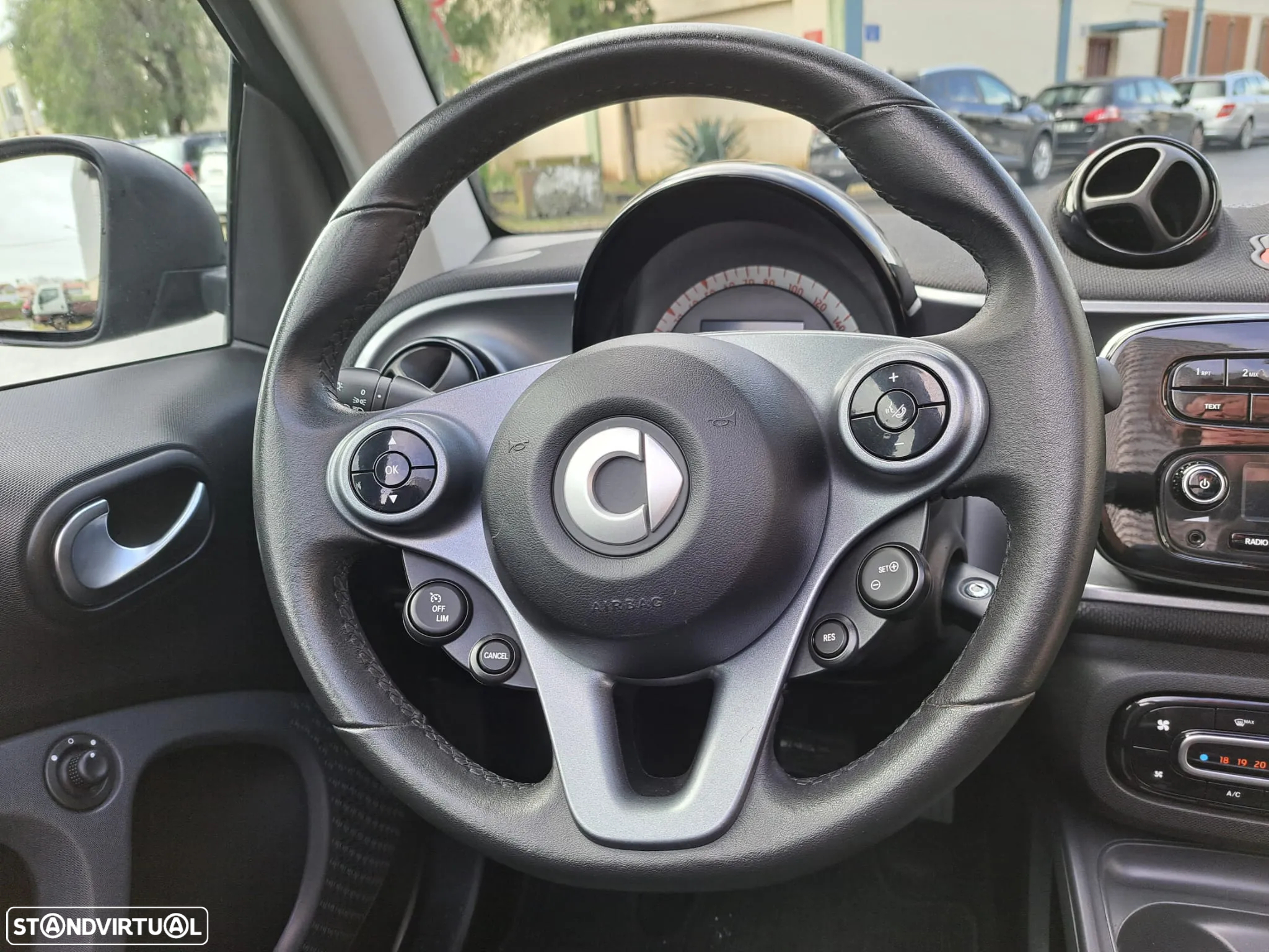 Smart Fortwo Cabrio 1.0 71 Passion Aut. - 34