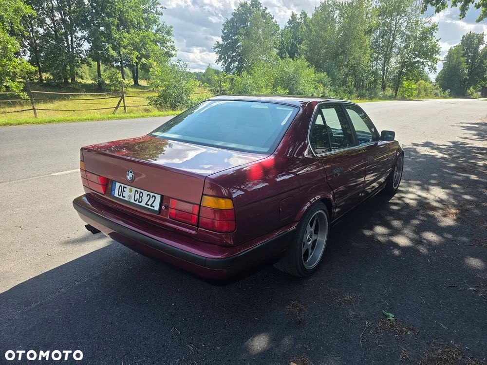 BMW Seria 5 540i - 6