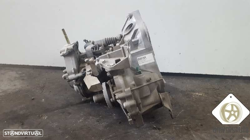 CAIXA VELOCIDADES FIAT PUNTO 2003 - 4