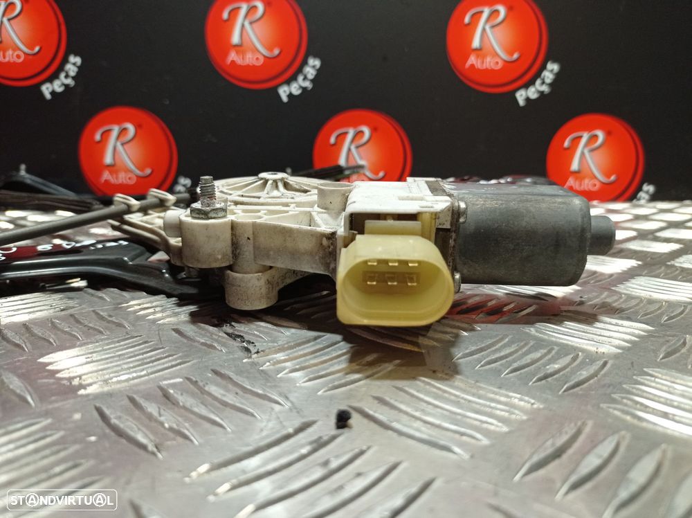 Elevador Frente Dto Electrico Bmw 1 (E87) - 4