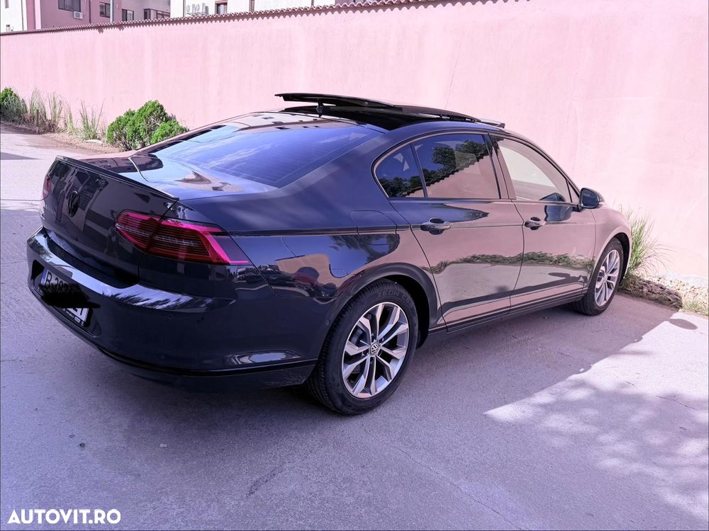 Volkswagen Passat 2.0 TDI DSG Highline - 24