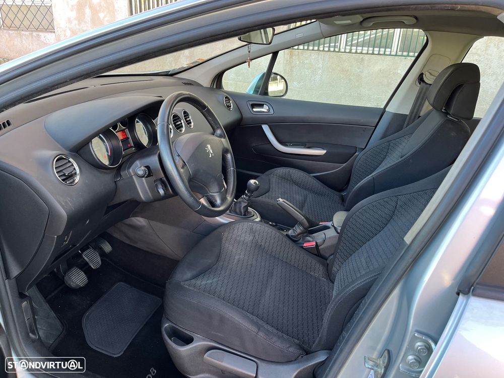 Peugeot 308 SW 1.6 HDi Executive CVM6 - 13