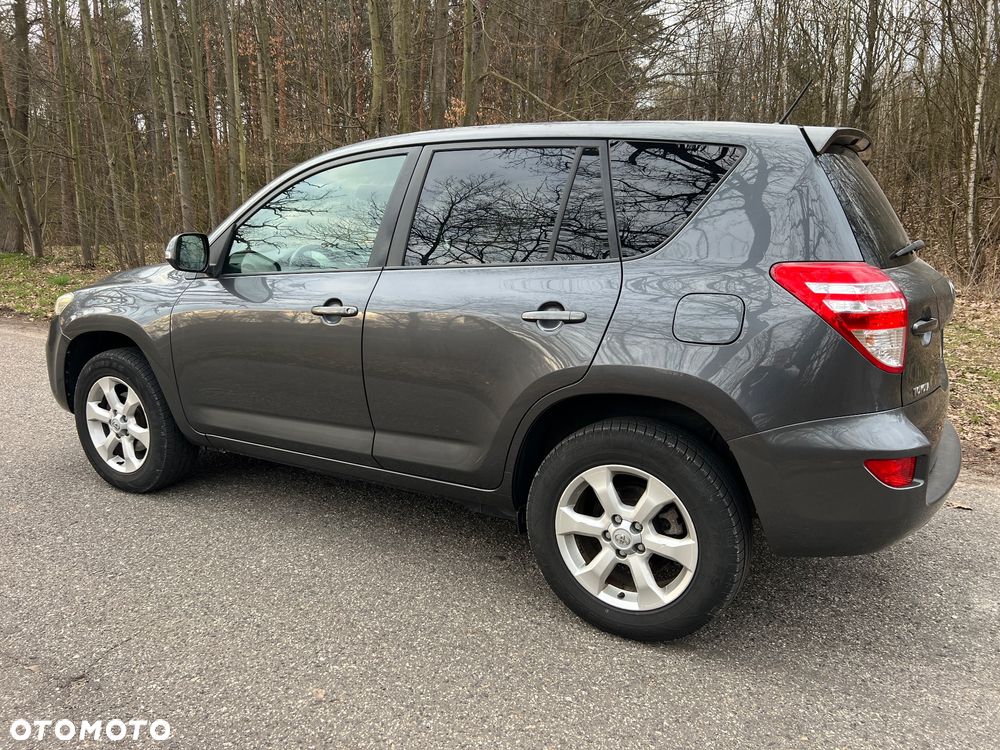 Toyota RAV4 2.0 VVT-i Sol - 28