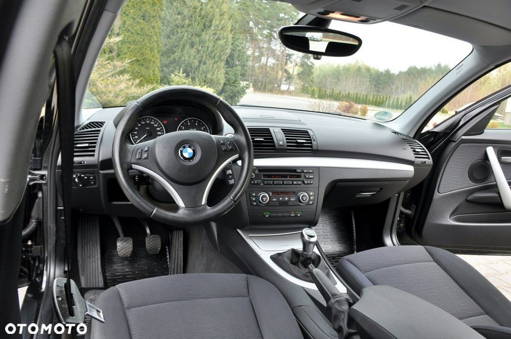 BMW Seria 1 - 27