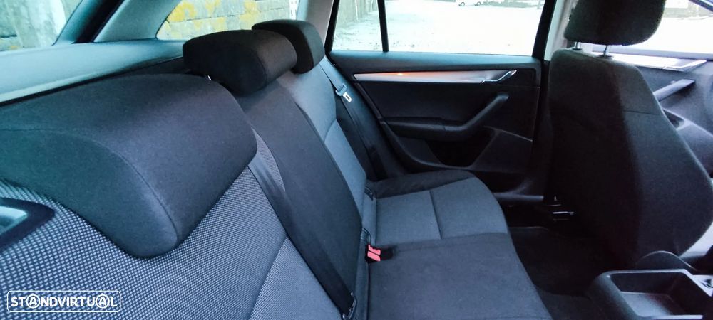 Skoda Octavia Break 1.6 TDi Active - 30