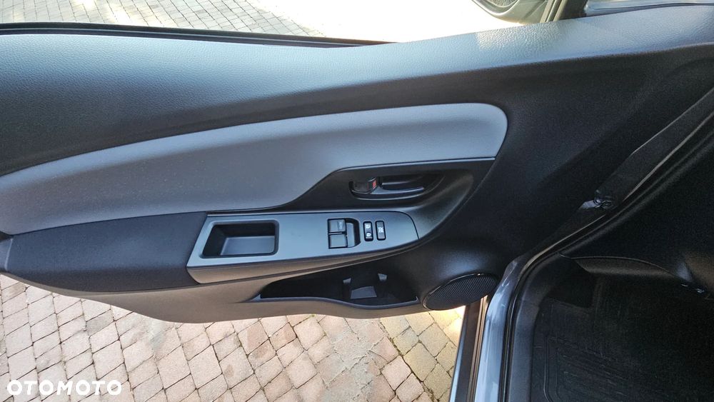 Toyota Yaris 1.5 Active - 13